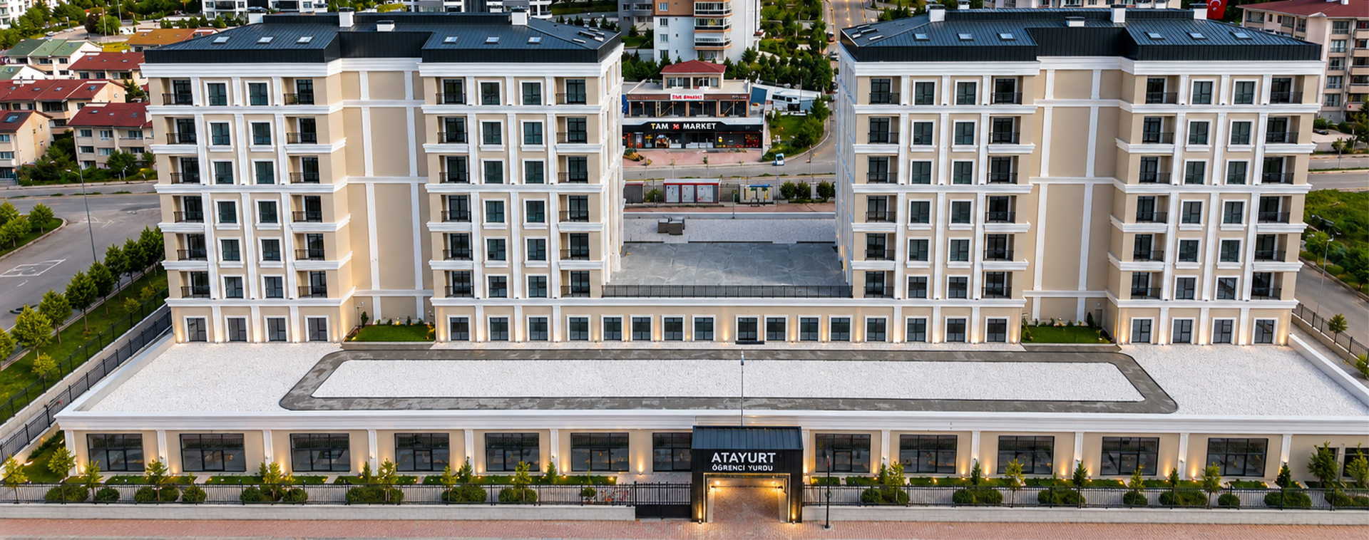 Atayurt Öğrenci Yurdu modern kız öğrenci yurdu binası dış cephe görünümü
